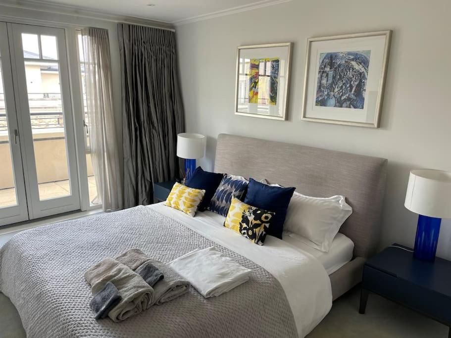 Appartement Large Luxury Penthouse With Free Parking Garage Londen